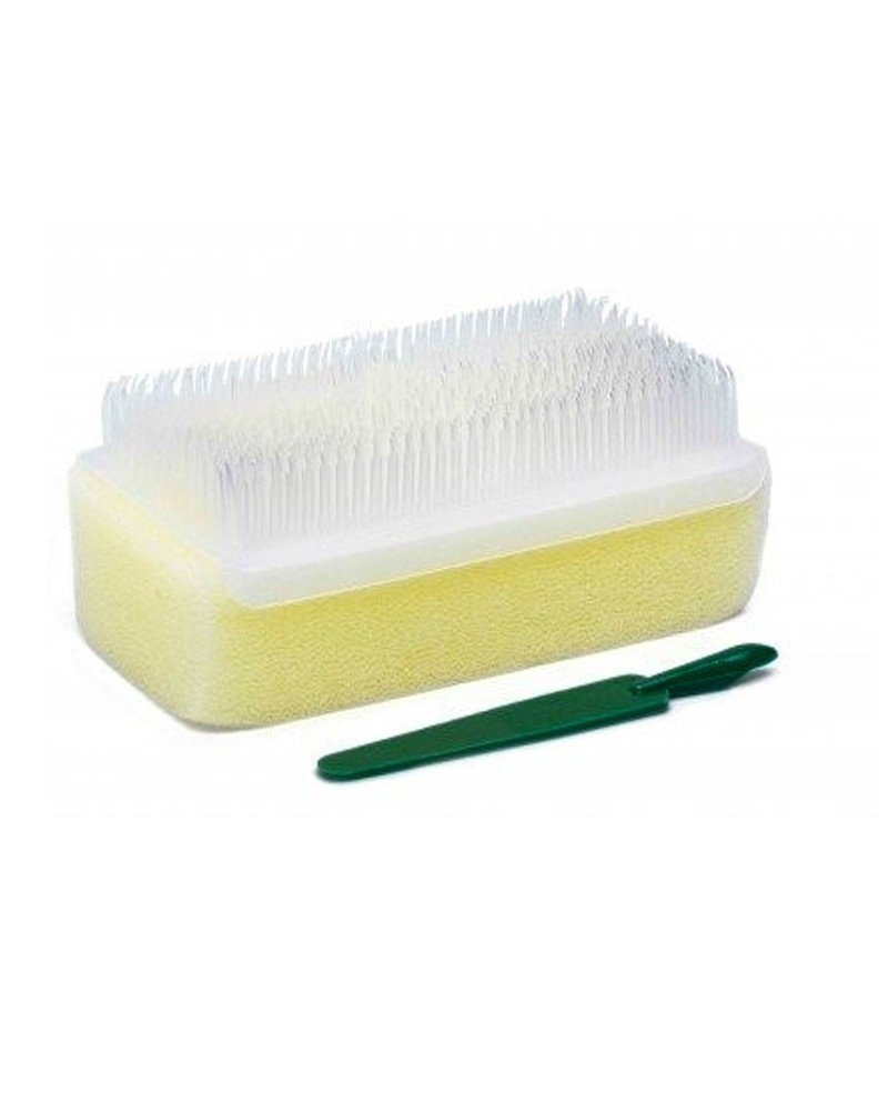 Brosse chirurgicale stérile avec vure-ongle, Boite de 30