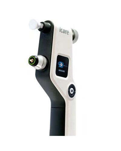 Fourgon d\'ambulance de type FORD 4 x 4 Fourgon d\'ambulance de type FORD 4 x 4