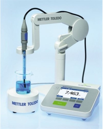 PH mètre de paillasse Seven Compact S210