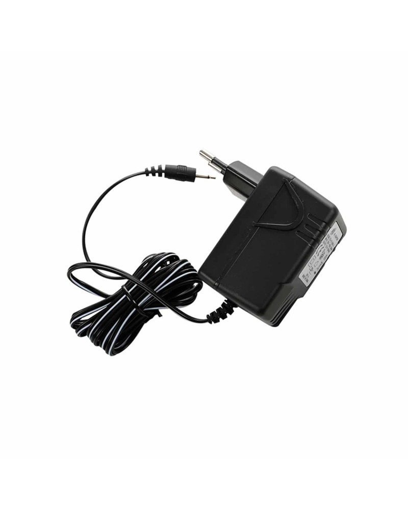 Chargeur de batterie externe pour défibrillateur