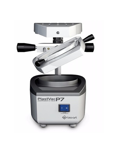 Thermoformeuse P7 avec moteur d'aspiration