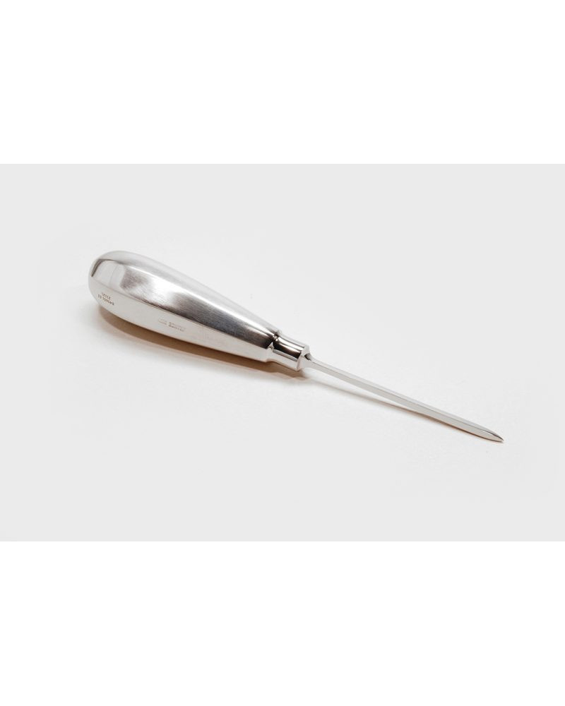 Pointe carrée 18 cm x diam. 4 mm