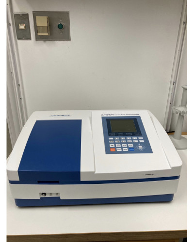 Spectrophotomètre UV/Visible à  double faisceau modèle JEN 6850