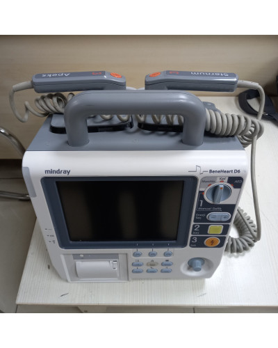 Défibrillateur/Moniteur,  Modèle BeneHeart D6
