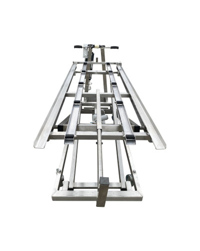 Chariot élévateur inox motorisé pour cellules réfrigérées – levage jusqu’à 2 m