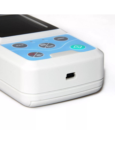 Moniteur portable SOCIMED PM50 – NIBP + SpO₂ + PR