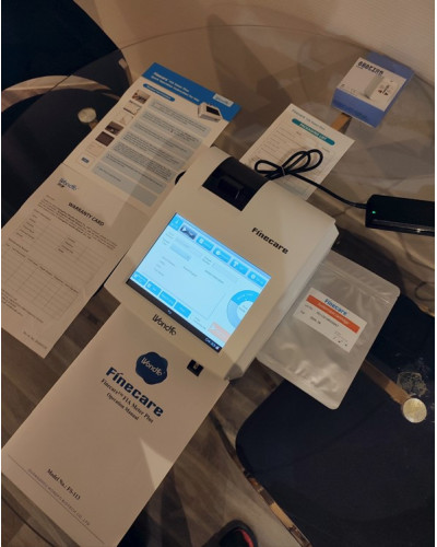 Analyseur immunochromatographique modèle Finecare FIA Meter Plus (FS-113)