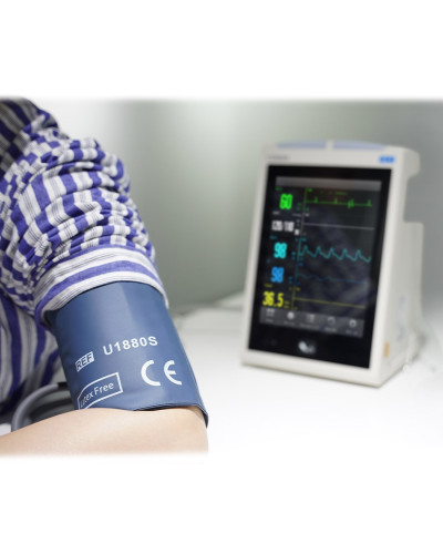 Moniteur de signes vitaux NC5 Comen | Socimed