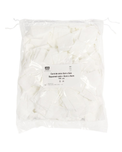 Carrés de coton Medistock 5x5 cm prédécoupés sachet 700 | Socimed